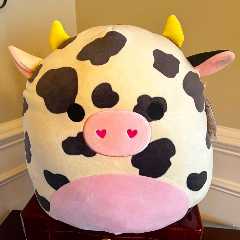 Colin the love cow